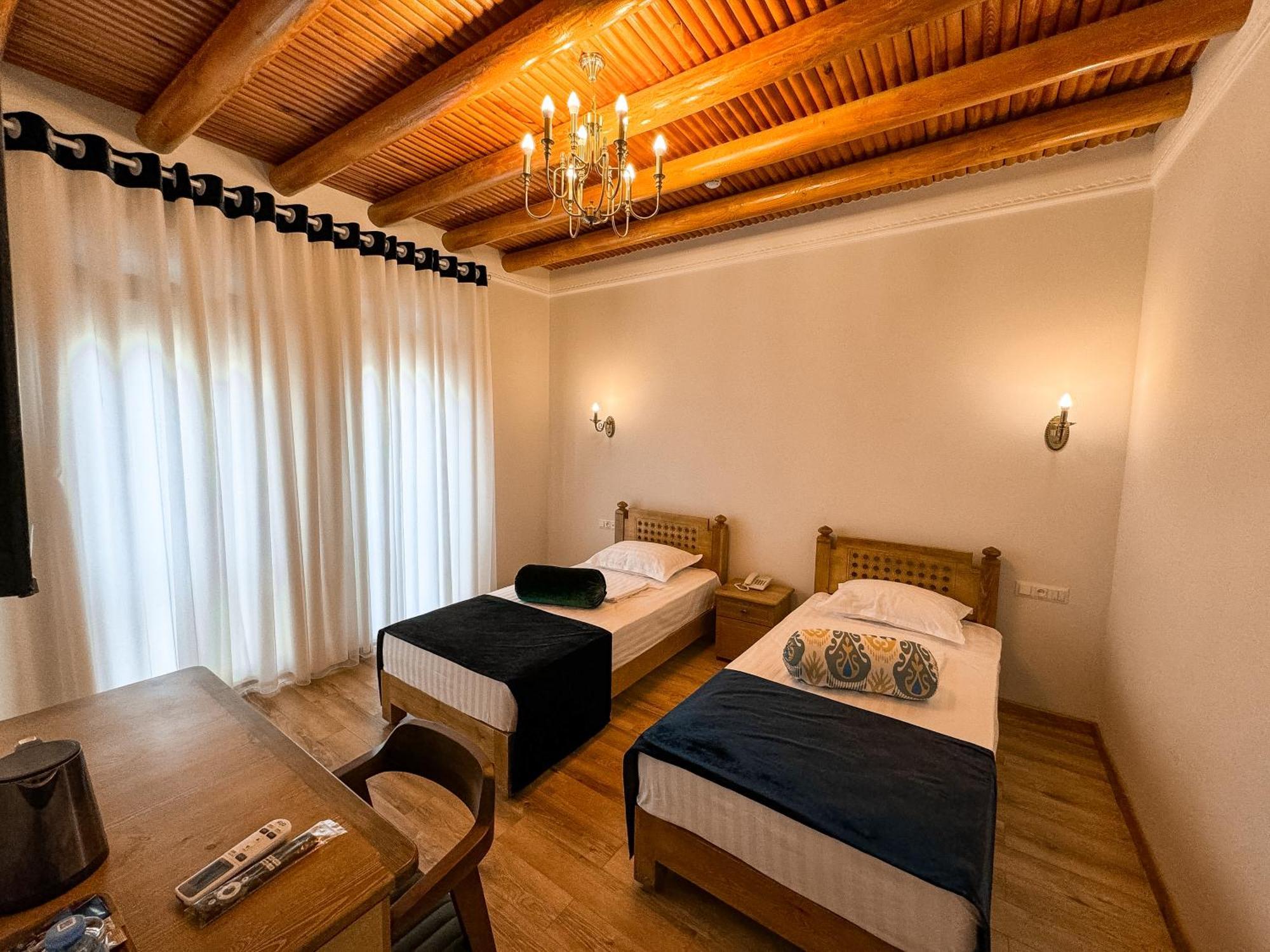 Duston Boutique XIX Century Rooms Buchara Zewnętrze zdjęcie